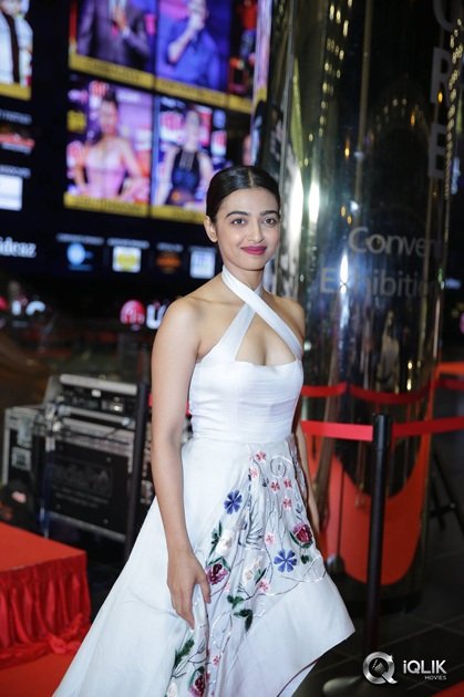 South-Indian-International-Movie-Awards-2016-Day-2